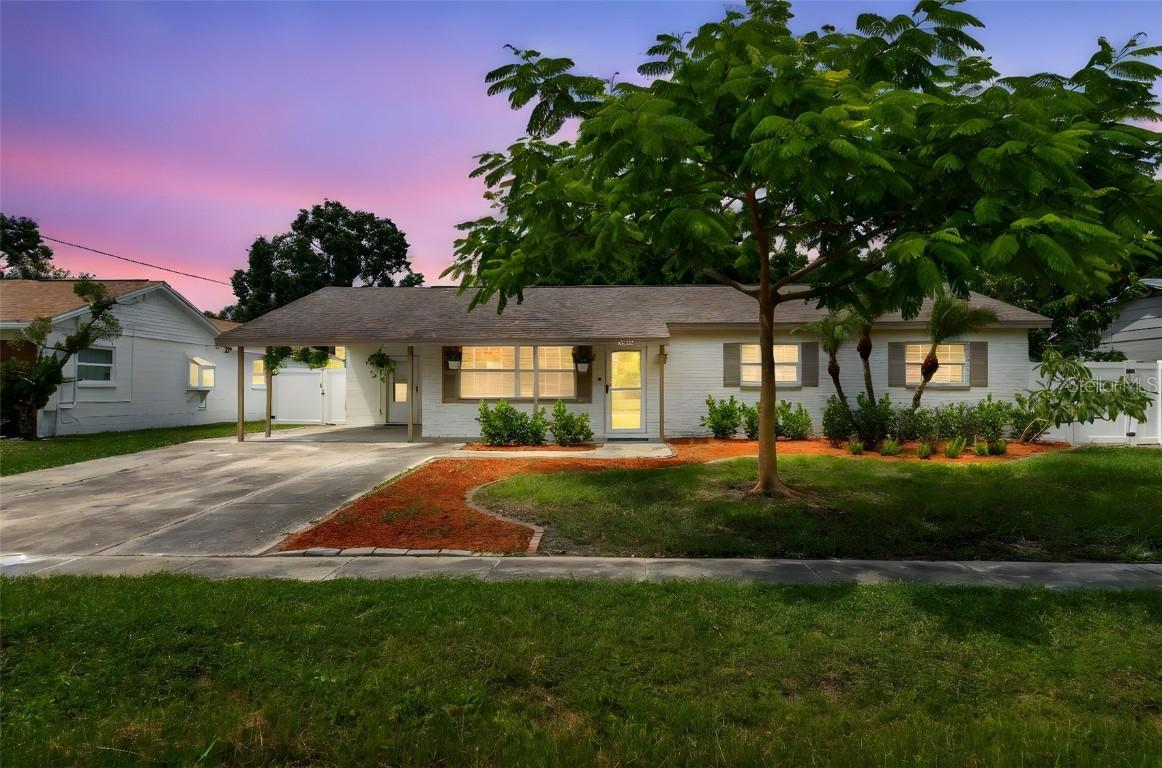 4703 W Paul Ave., Tampa, FL 33611