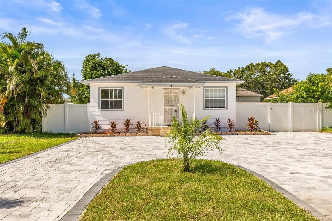 5705 17th Ave., Gulfport, FL 33707