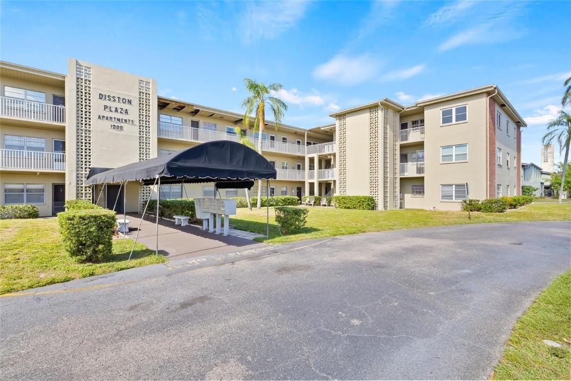 1000 49th St. #214, St Petersburg, FL 33710