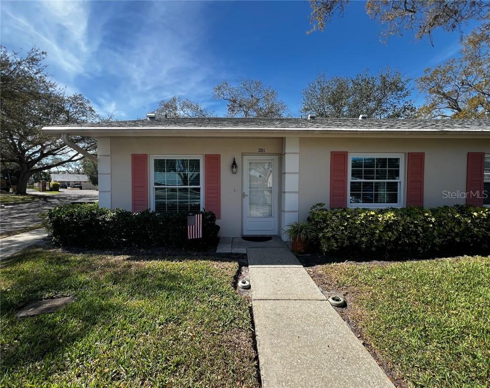 1535 Nursery Rd. #201, Clearwater, FL 33756