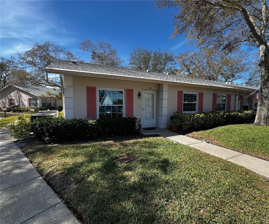 1535 Nursery Rd. #201, Clearwater, FL 33756