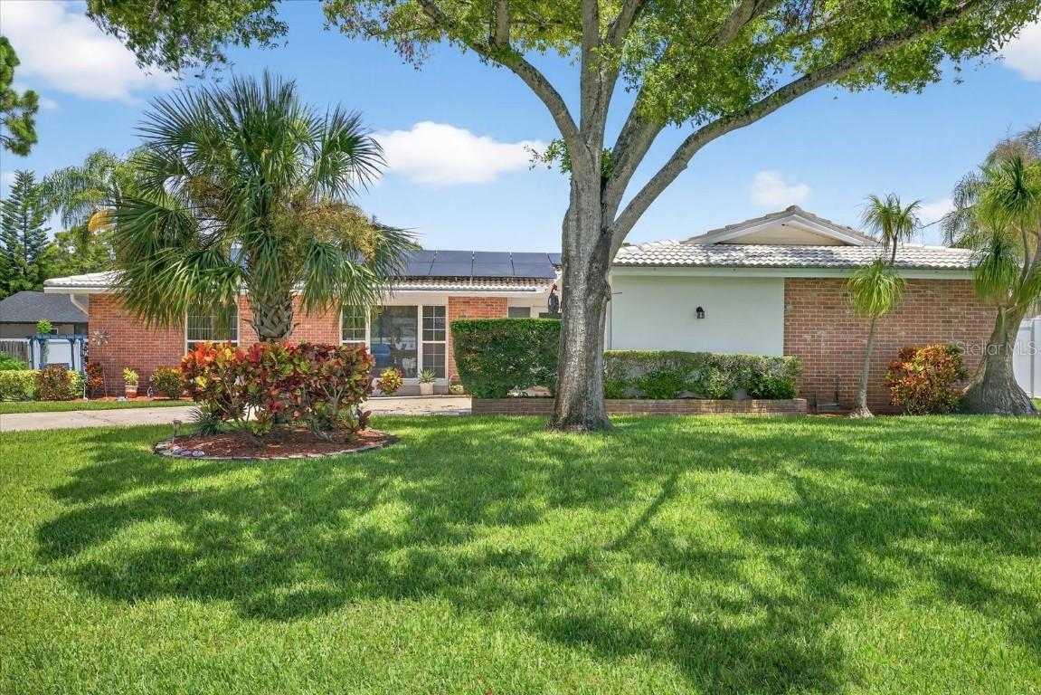 1228 Inverness Dr., Dunedin, FL 34698