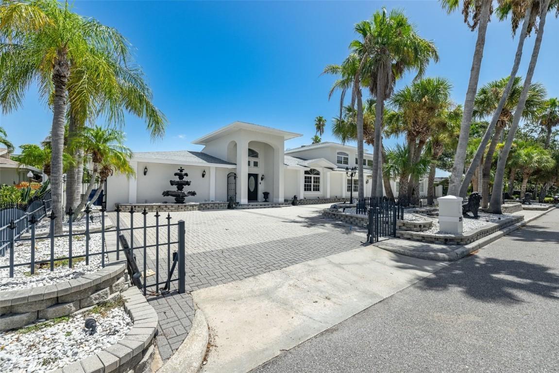 291 2nd St., Tierra Verde, FL 33715