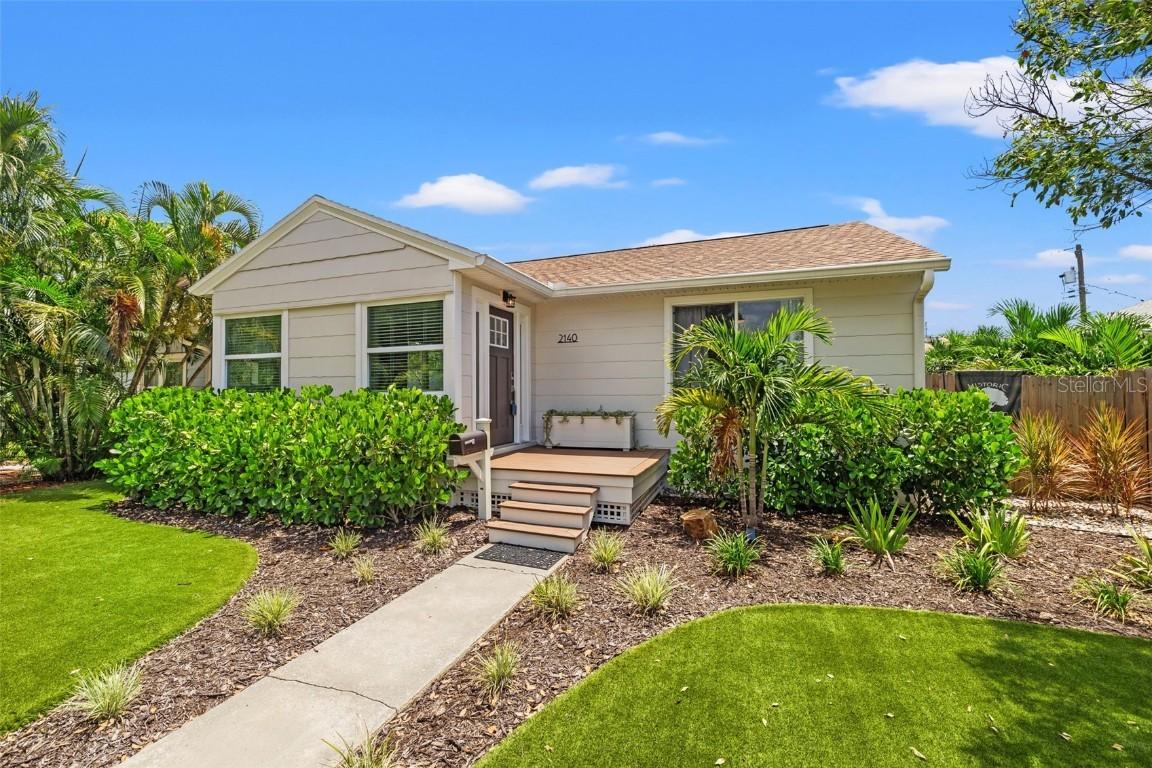 2140 4th Ave., St Petersburg, FL 33713