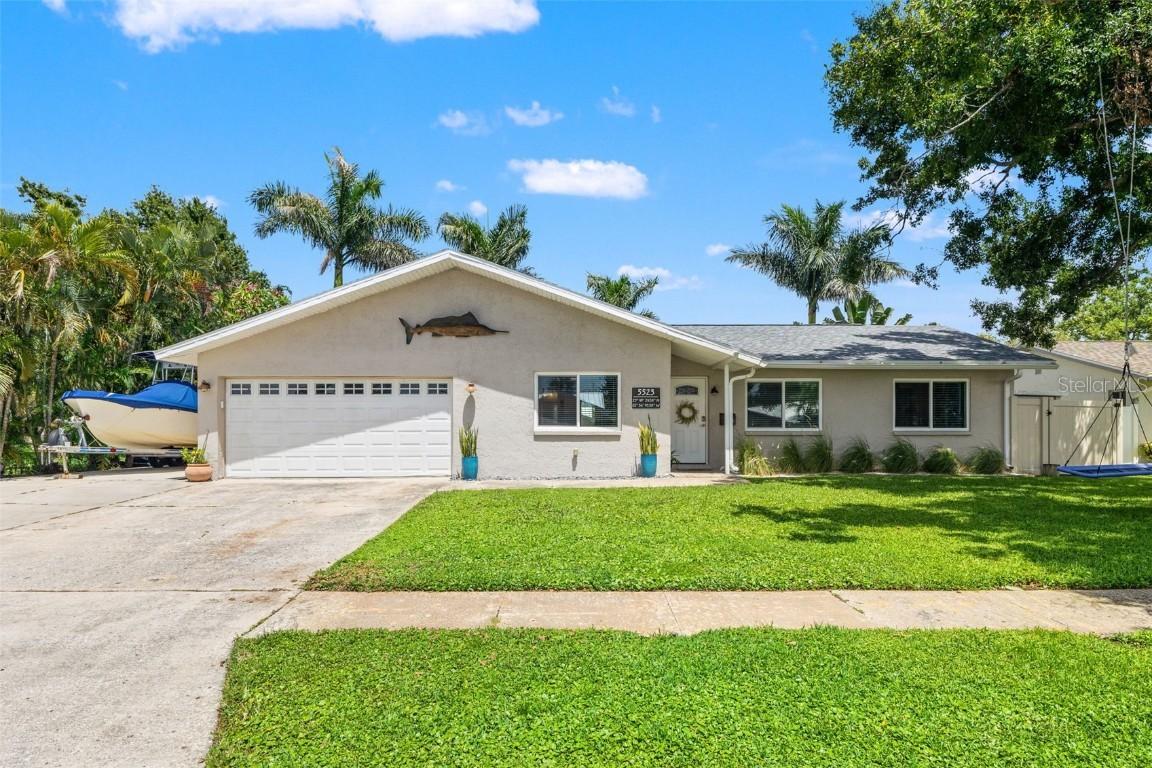 5523 18th St., St Petersburg, FL 33703