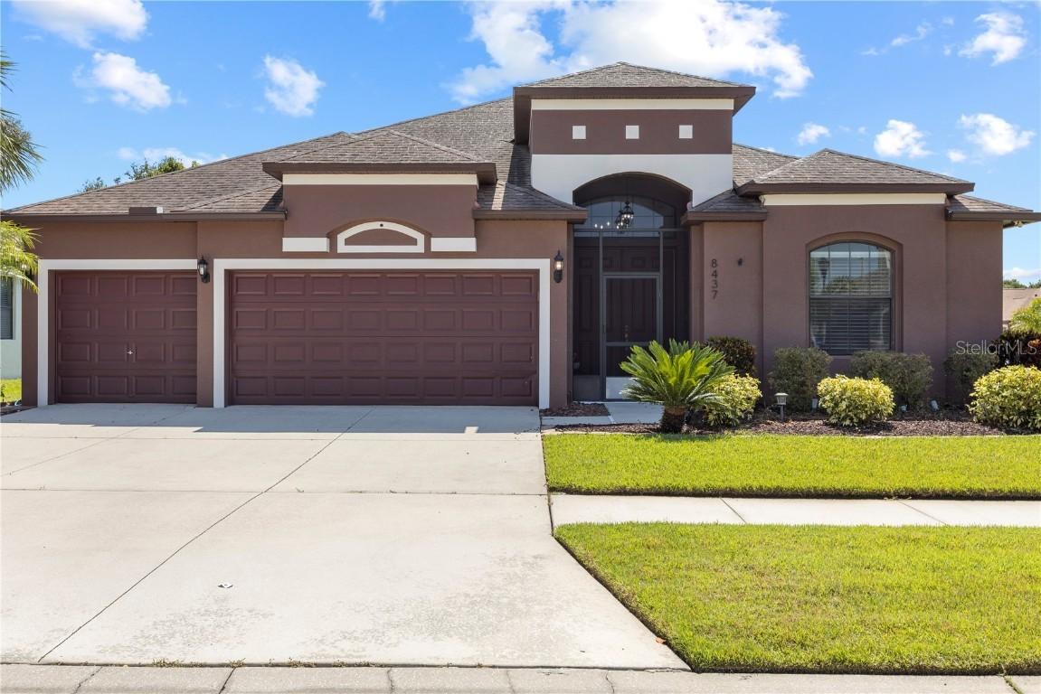 8437 White Poplar Dr., Riverview, FL 33578
