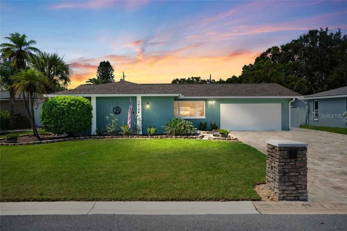 14104 80th Ave., Seminole, FL 33776
