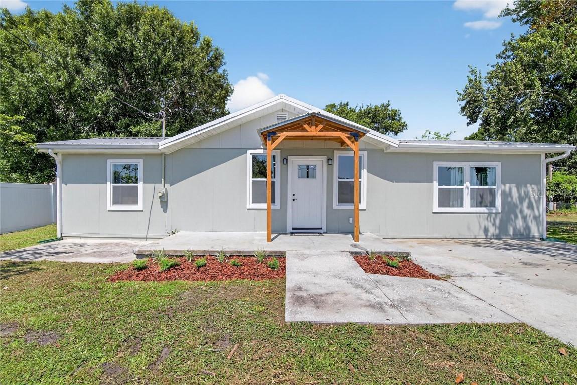 1120 Walker Rd., Lakeland, FL 33810