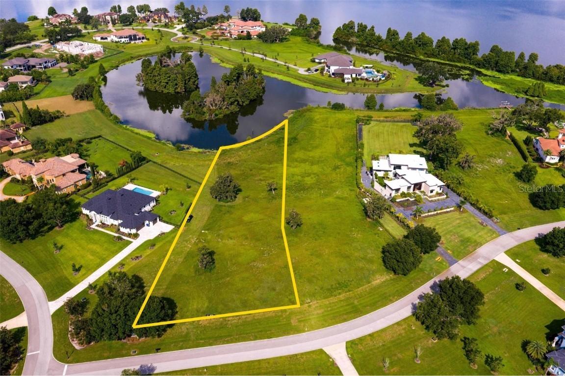 10702 Osprey Landing Way, Thonotosassa, FL 33592