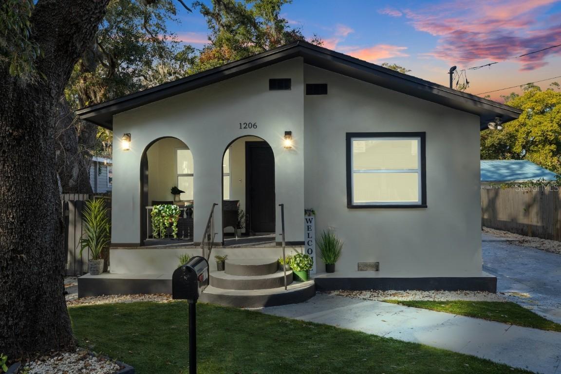 1206 E Osborne Ave., Tampa, FL 33603