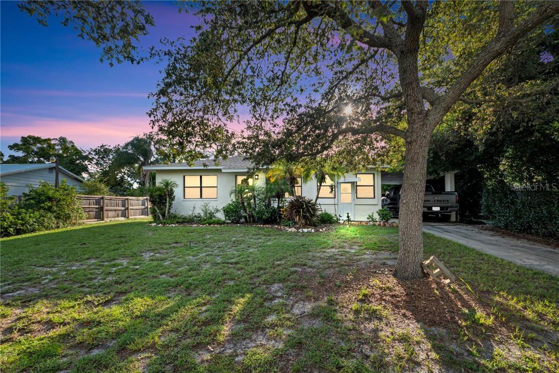 553 Jefferson St., Palm Harbor, FL 34683
