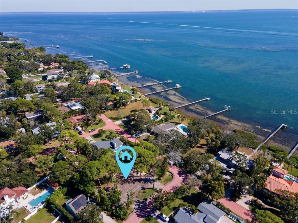 1125L Friendly Way, St Petersburg, FL 33705