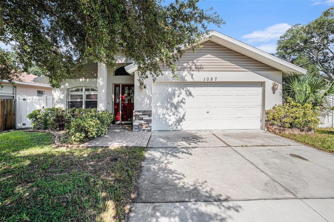 1087 1st St., Largo, FL 33770