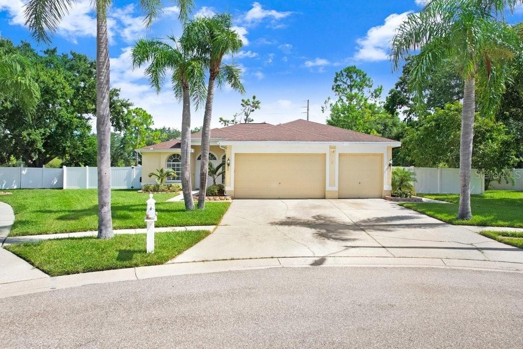 8708 Eagle Cove Ct., Tampa, FL 33635