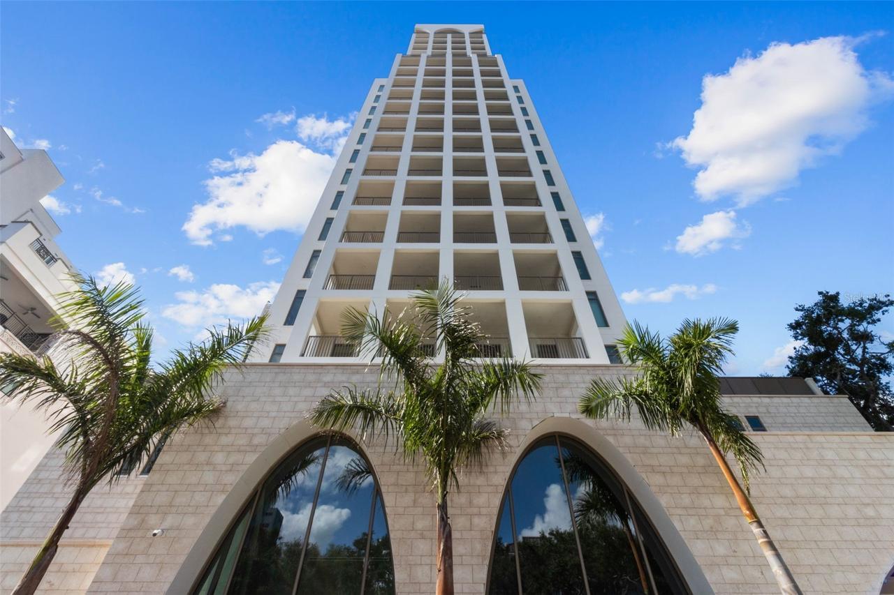 126 4th Ave. #601, St Petersburg, FL 33701