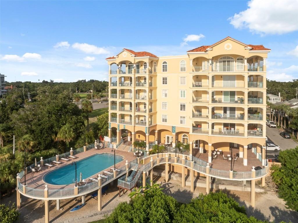 700 N Osceola Ave. #305, Clearwater, FL 33755