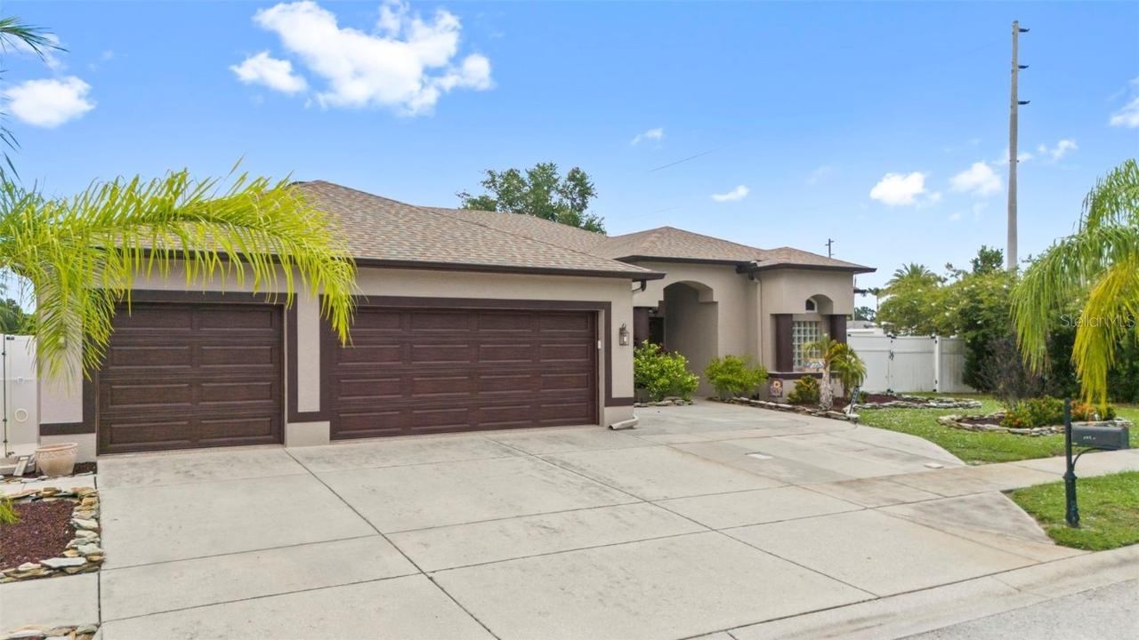 8000 Baytree Dr., New Port Richey, FL 34653