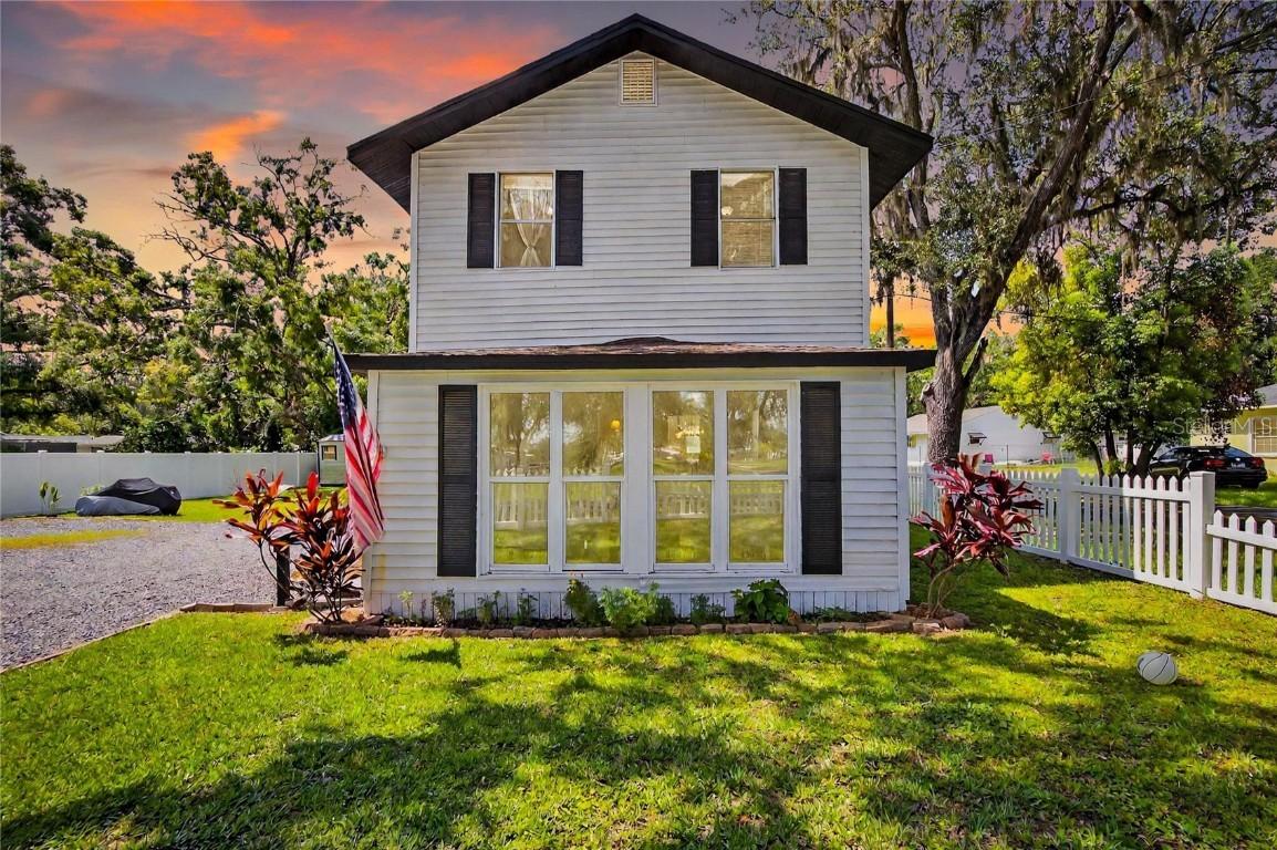1607 W Granfield Ave., Plant City, FL 33563