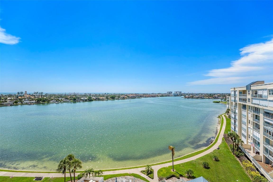7932 Sailboat Key Blvd. #806, South Pasadena, FL 33707