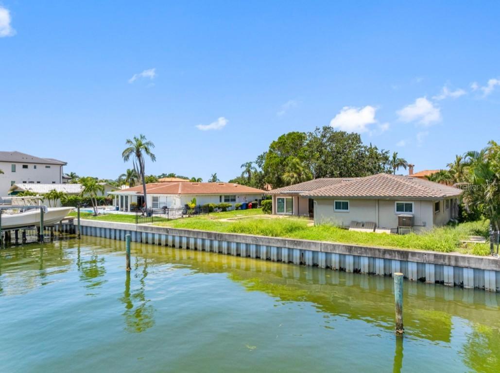 1962 Hawaii Ave., St Petersburg, FL 33703