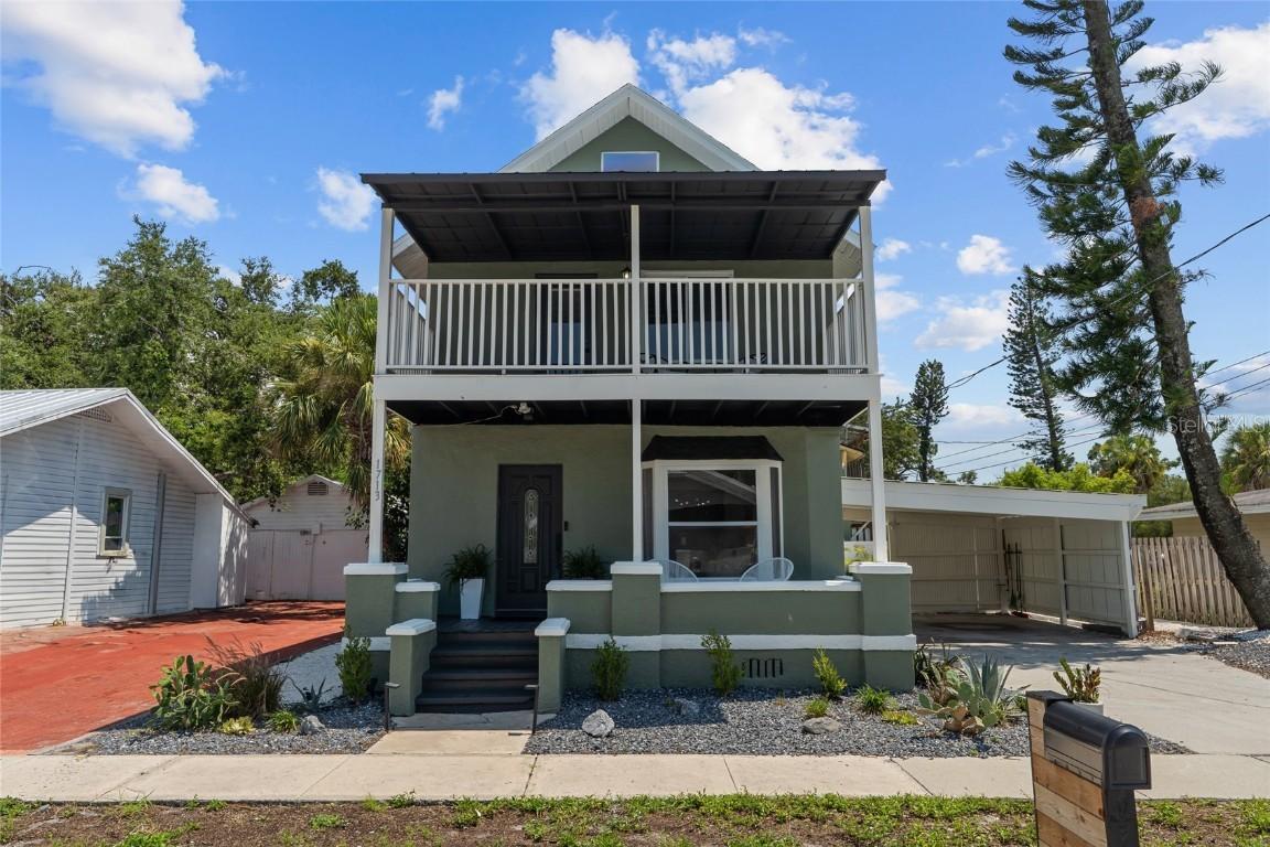 1713 10th Ave., Bradenton, FL 34205