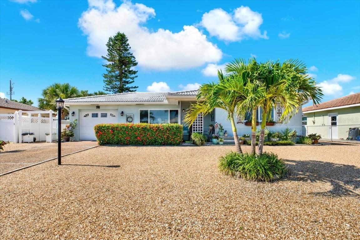 204 45th Ave., St Pete Beach, FL 33706