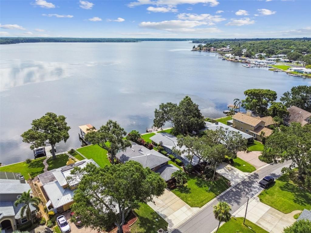 118 Lake Shore Dr., Palm Harbor, FL 34684