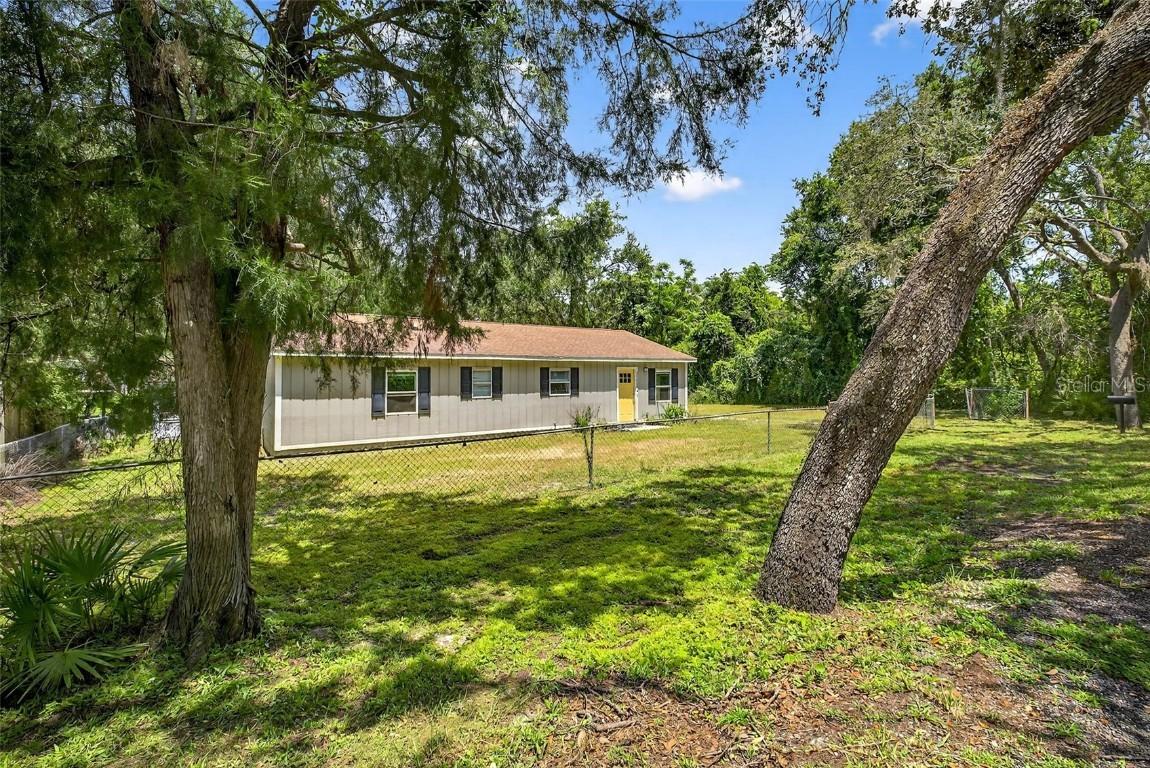 35328 Reynolds St., Dade City, FL 33523