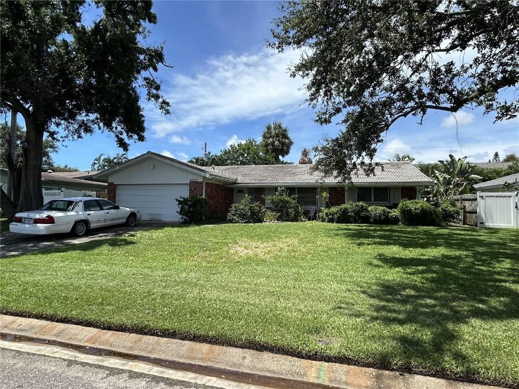6923 16th Ave., St Petersburg, FL 33710