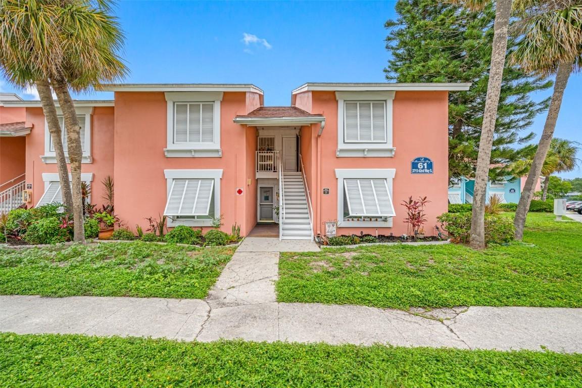3715 42nd Way #E, St Petersburg, FL 33711