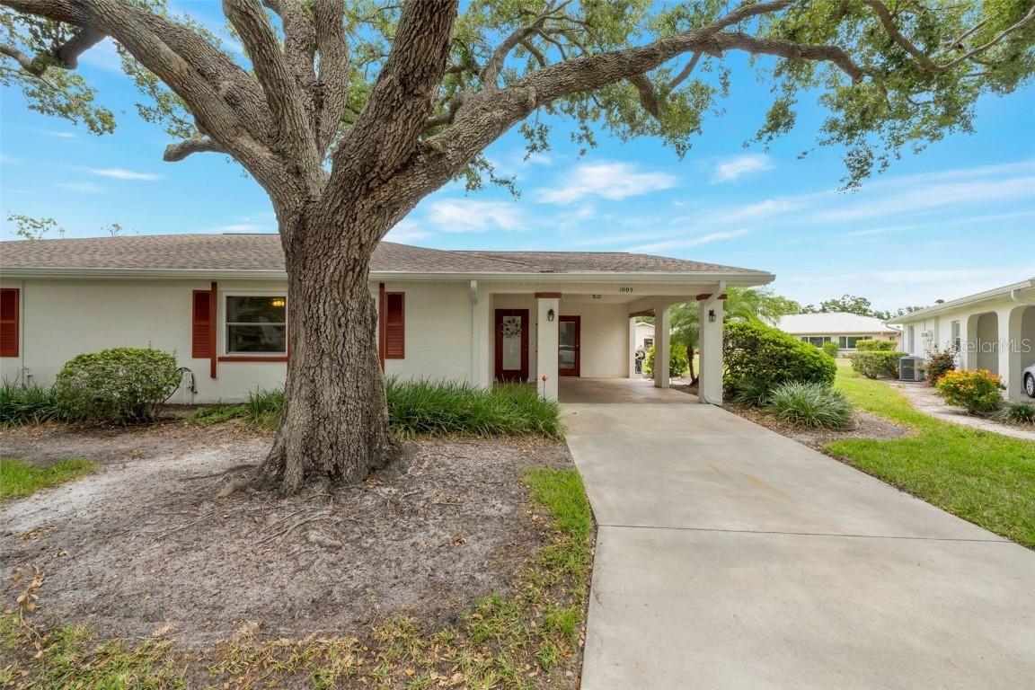 1005 Harefield Cir. #43, Sun City Center, FL 33573
