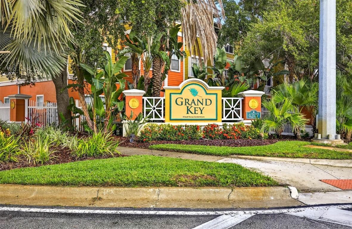 4207 S Dale Mabry Hwy. #12109, Tampa, FL 33611