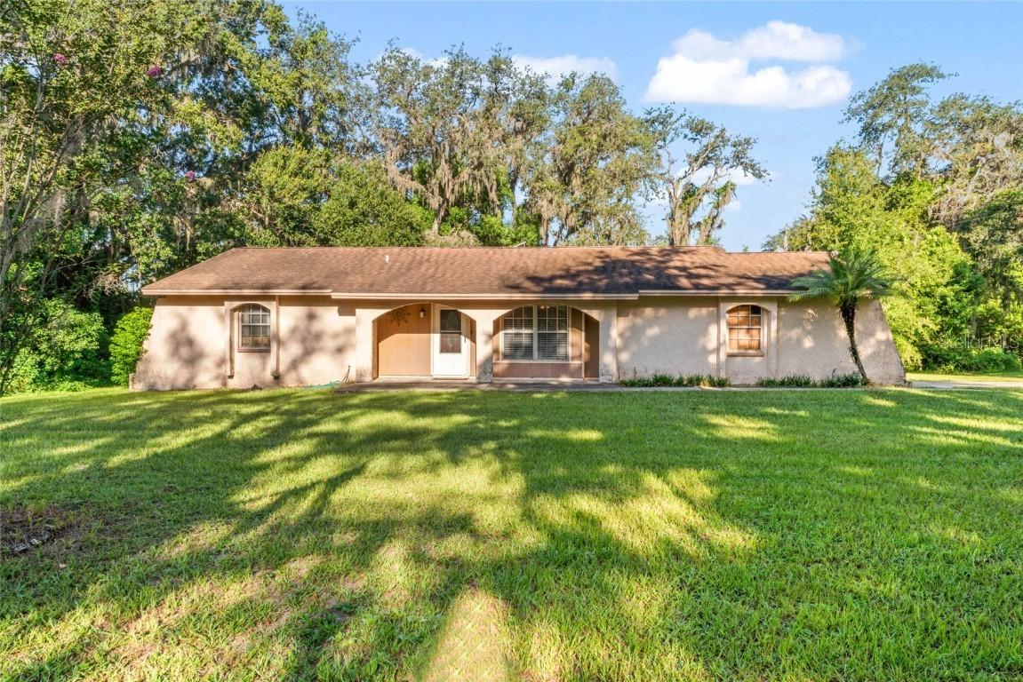 8807 Overlook Dr., Wesley Chapel, FL 33545