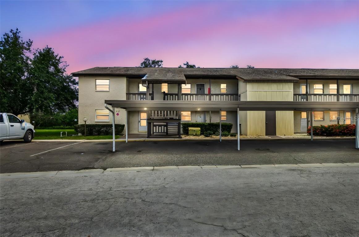 4829 Onyx Ln. #101, New Port Richey, FL 34652