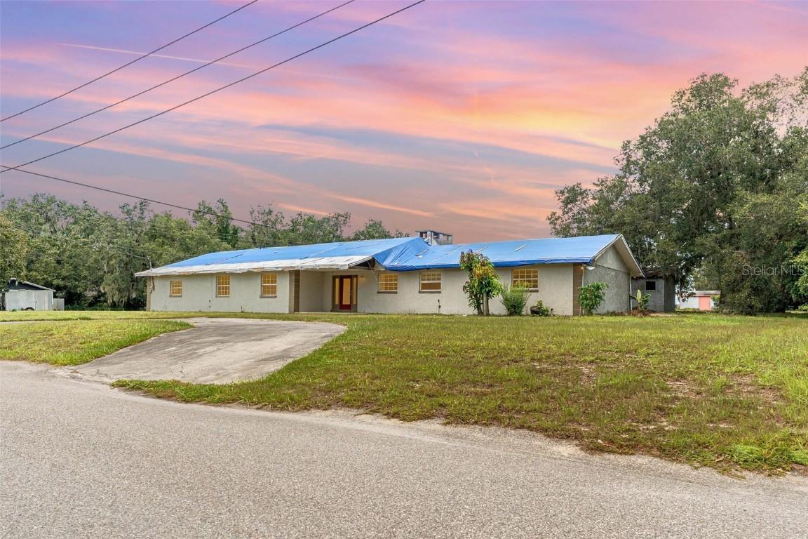 795 Whitfield St., Mulberry, FL 33860
