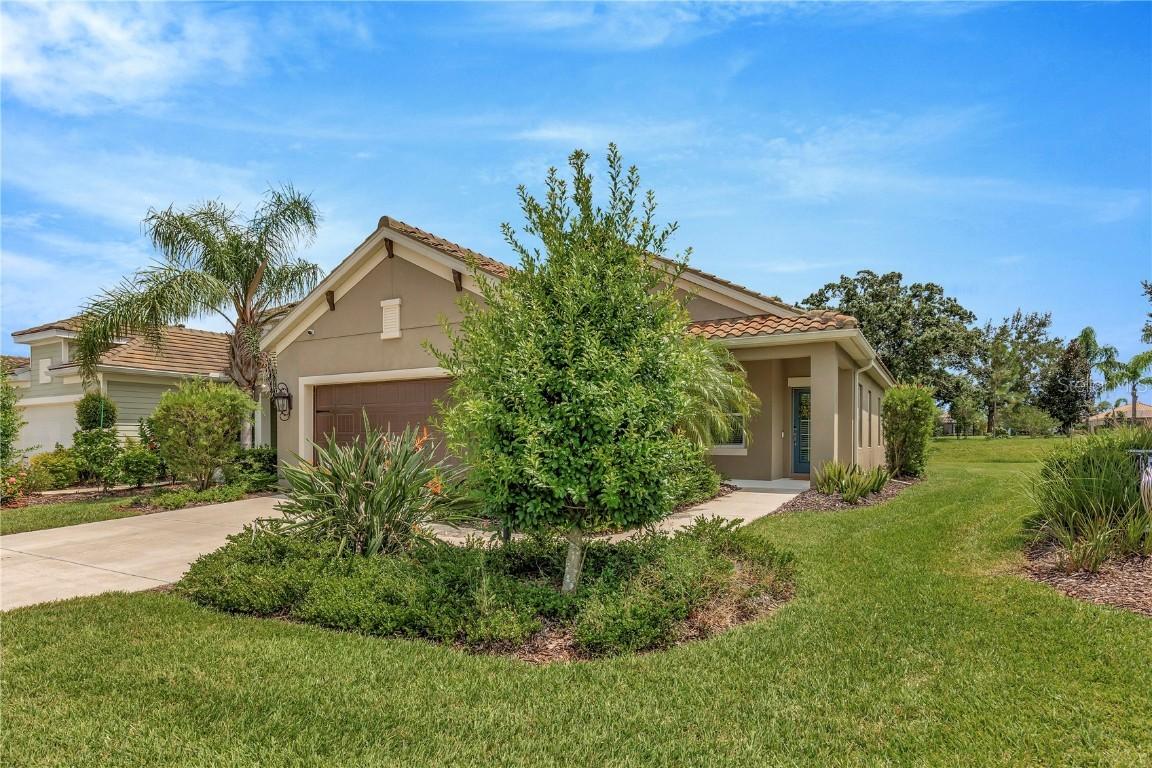 12730 Coastal Breeze Way, Bradenton, FL 34211