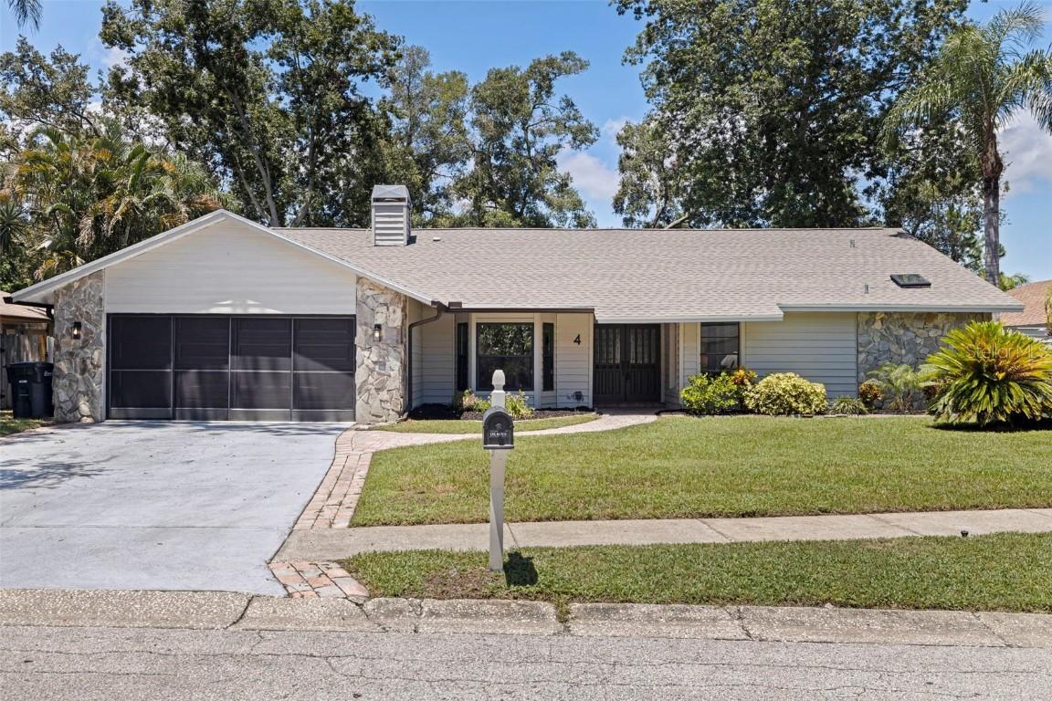4 Idlewilde Dr., Safety Harbor, FL 34695