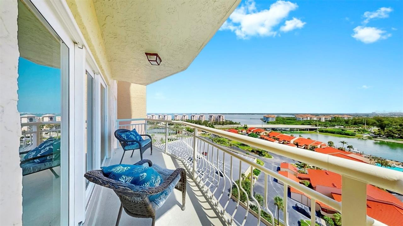 4900 Brittany Dr. #1405, St Petersburg, FL 33715