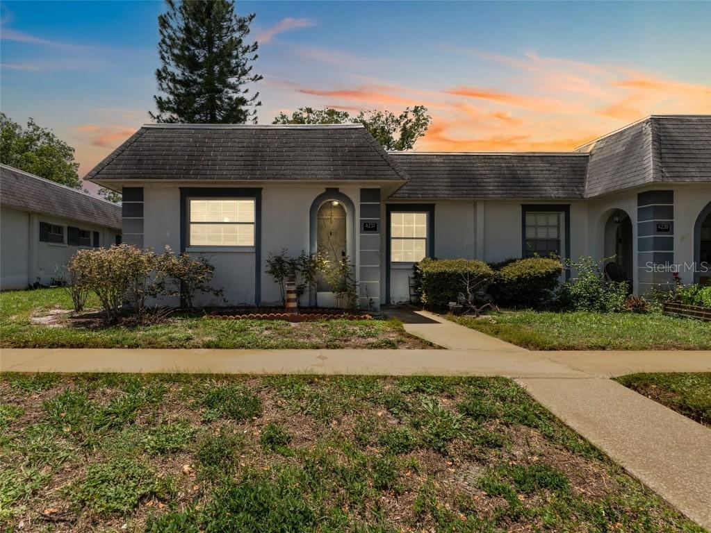 4237 Redcliff Pl. #-, New Port Richey, FL 34652
