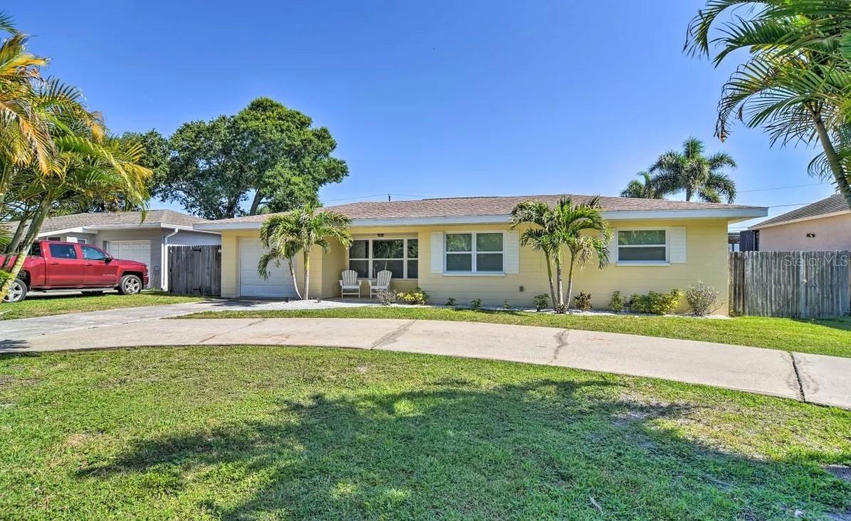 10569 86th Ave., Seminole, FL 33772