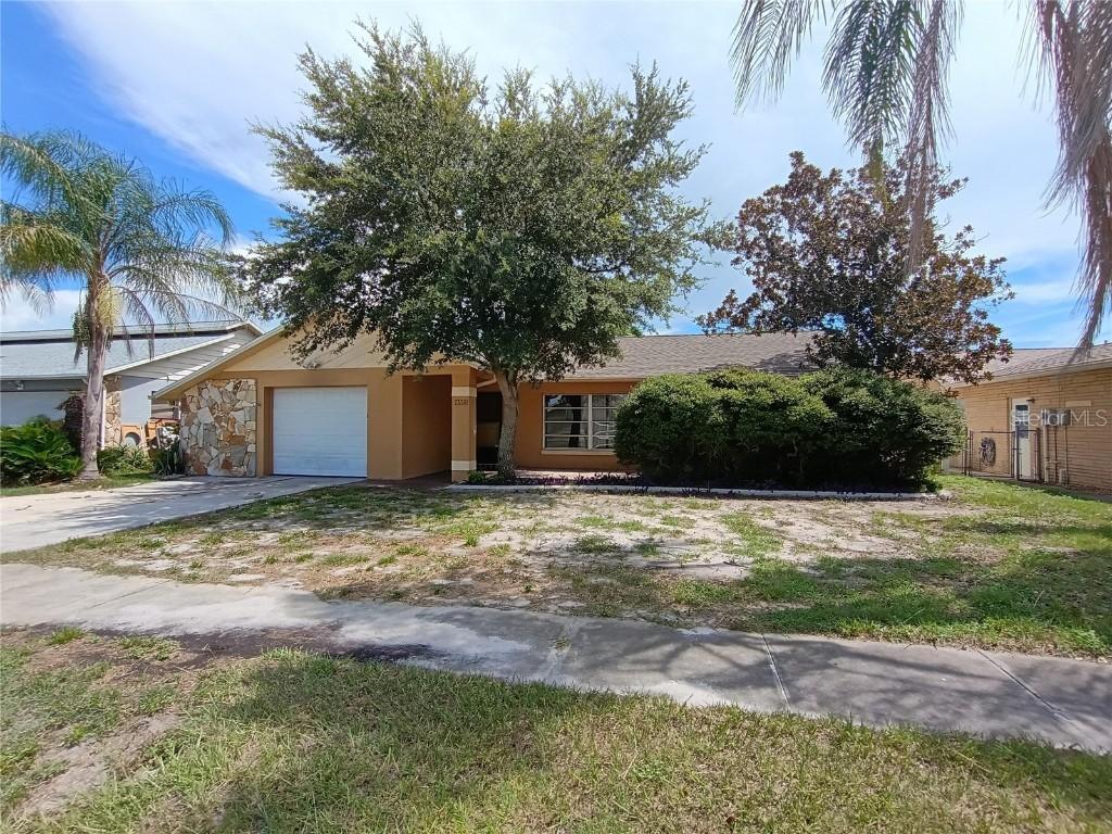 7338 Foxbloom Dr., Port Richey, FL 34668
