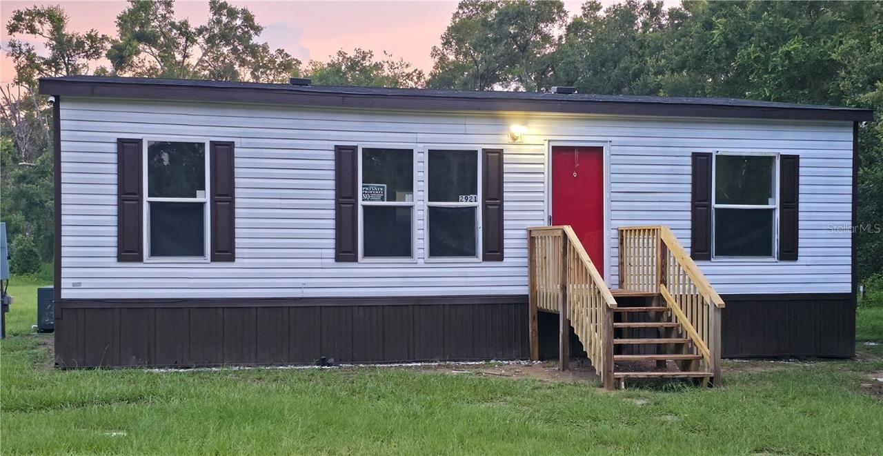 2921 Washington Rd., Valrico, FL 33594