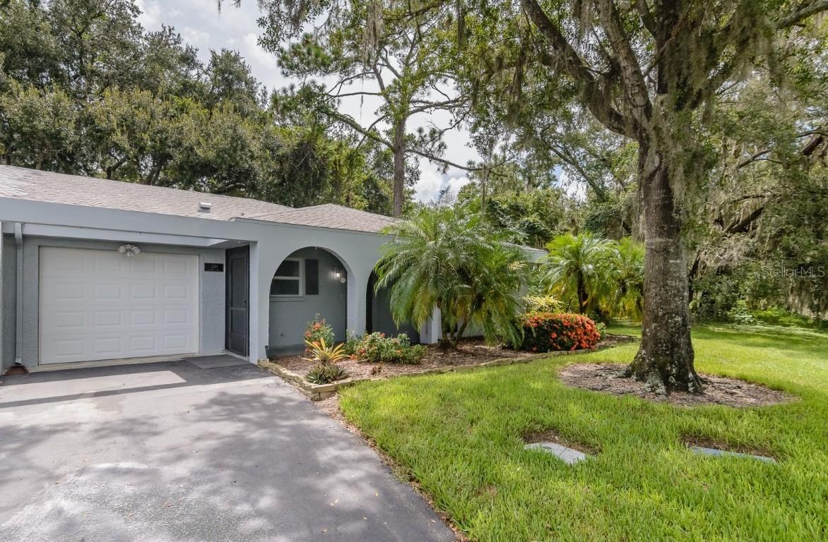 1210 Palmer Ln., Palm Harbor, FL 34685