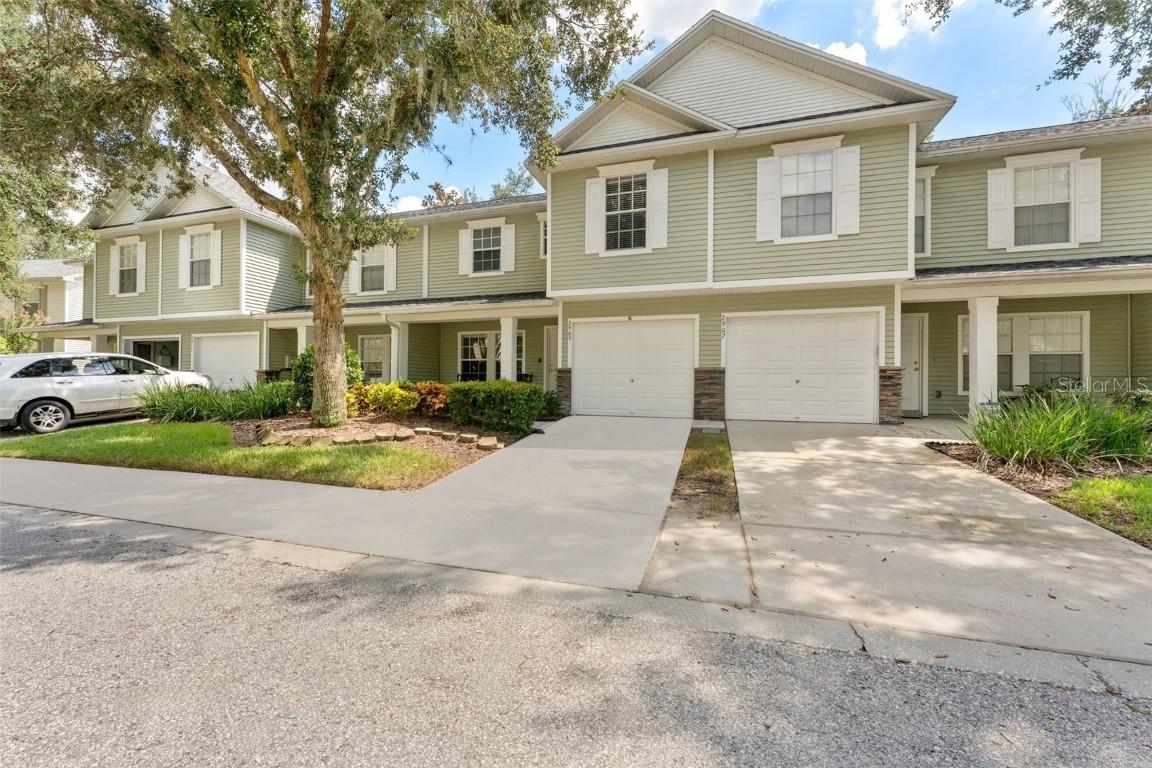 2909 Bear Oak Dr., Valrico, FL 33594