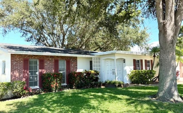10821 Hammock Dr., Largo, FL 33774
