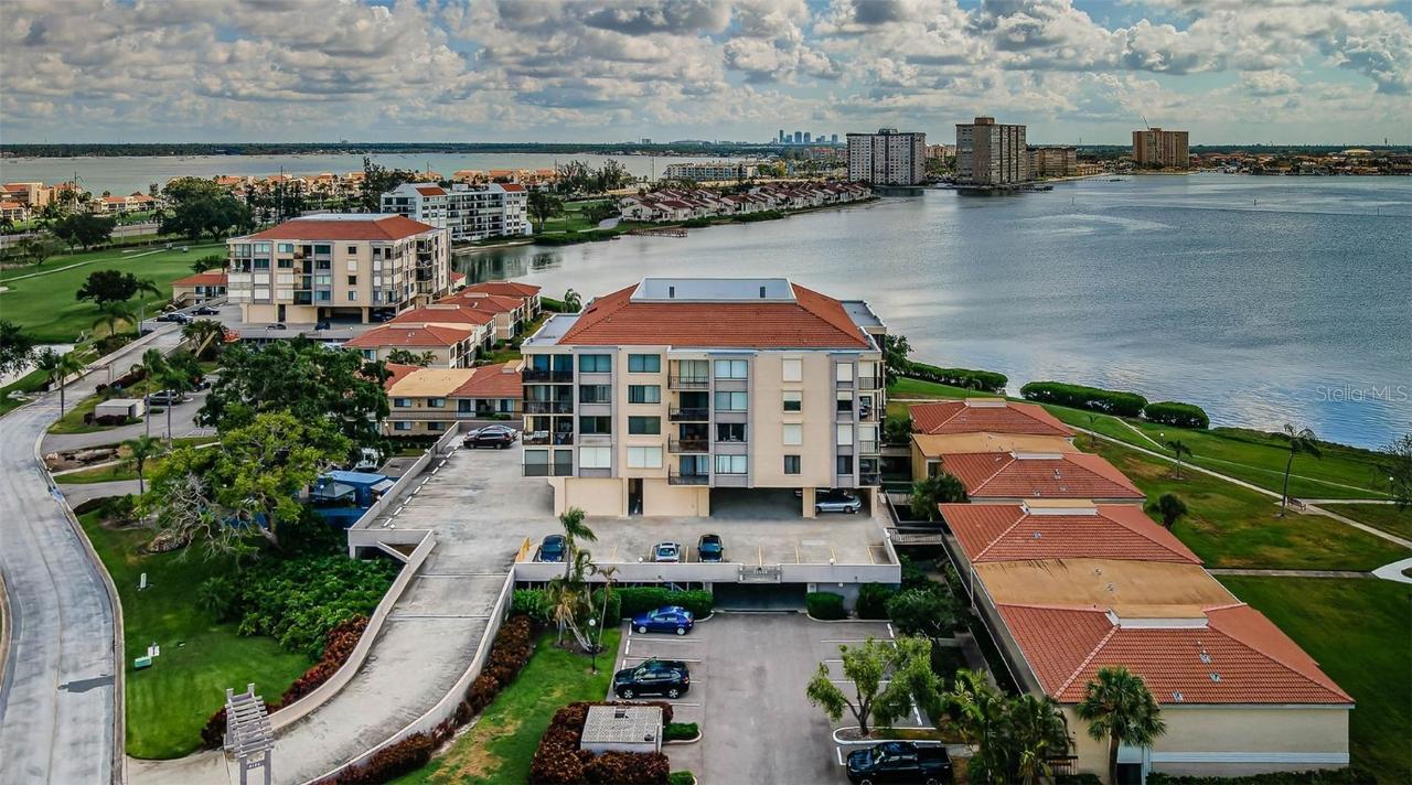 6158 Palma Del Mar Blvd. #305, St Petersburg, FL 33715