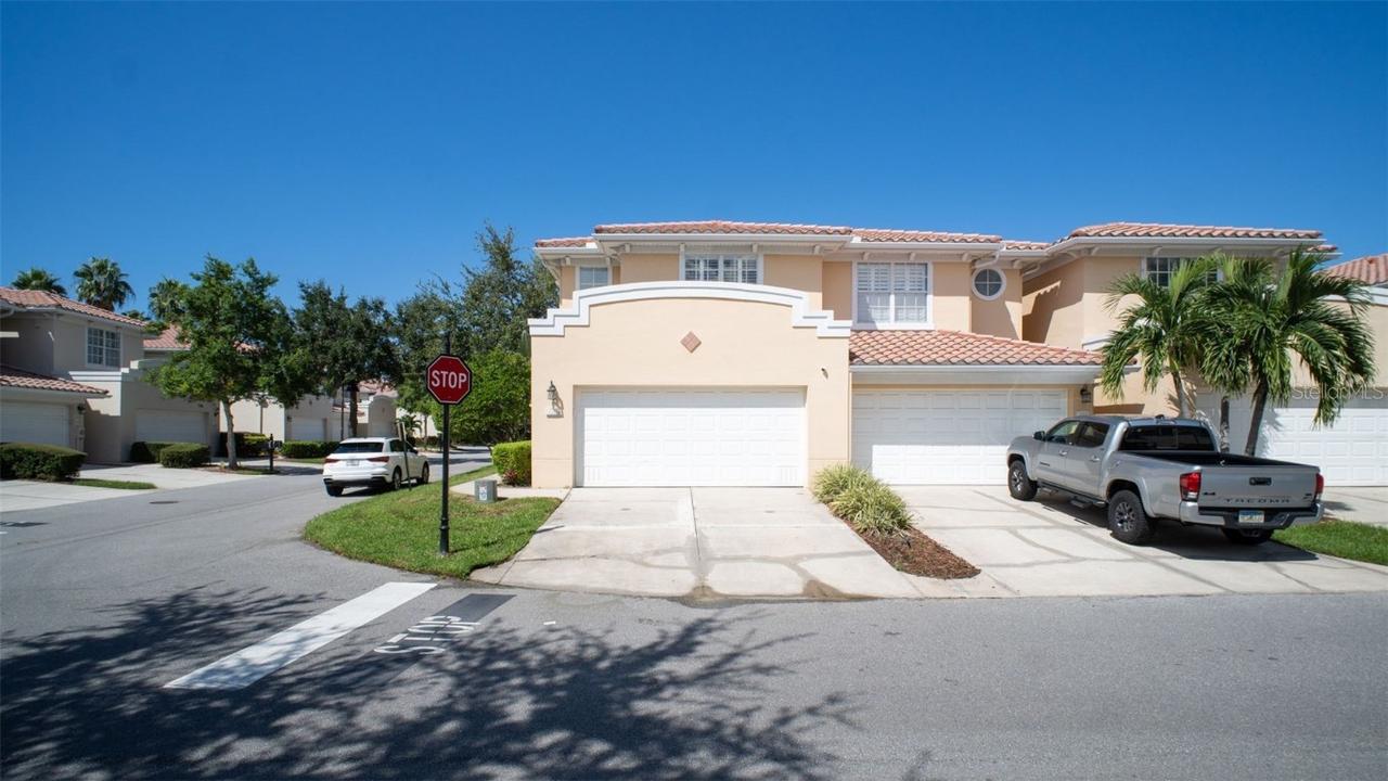 121 Valencia Cir., St Petersburg, FL 33716