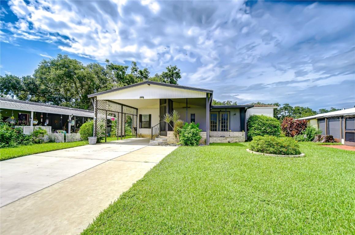 34121 Tree Lake Dr., Wesley Chapel, FL 33543