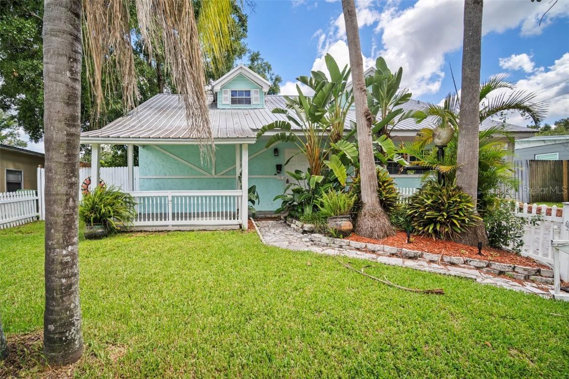 2014 E Broad St., Tampa, FL 33610
