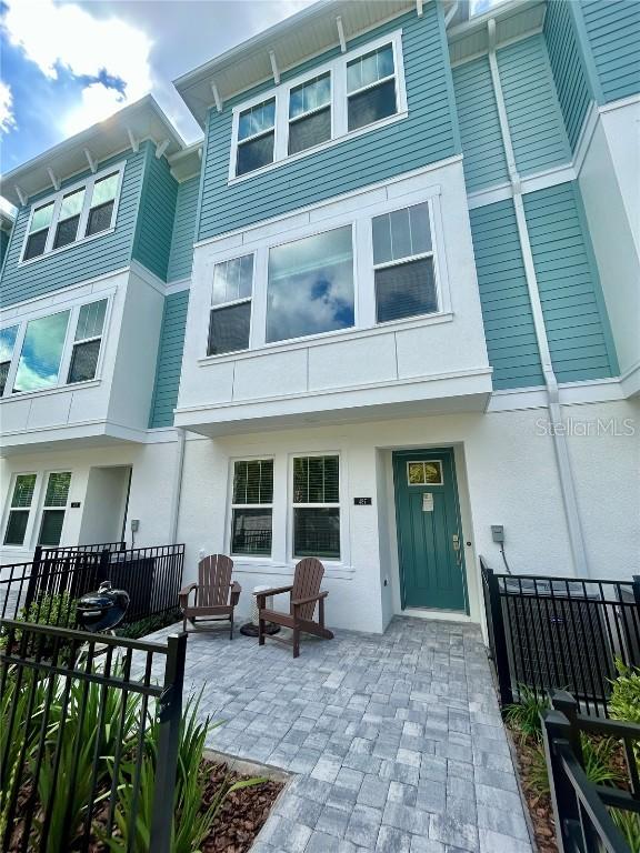 487 31st Way, St Petersburg, FL 33713